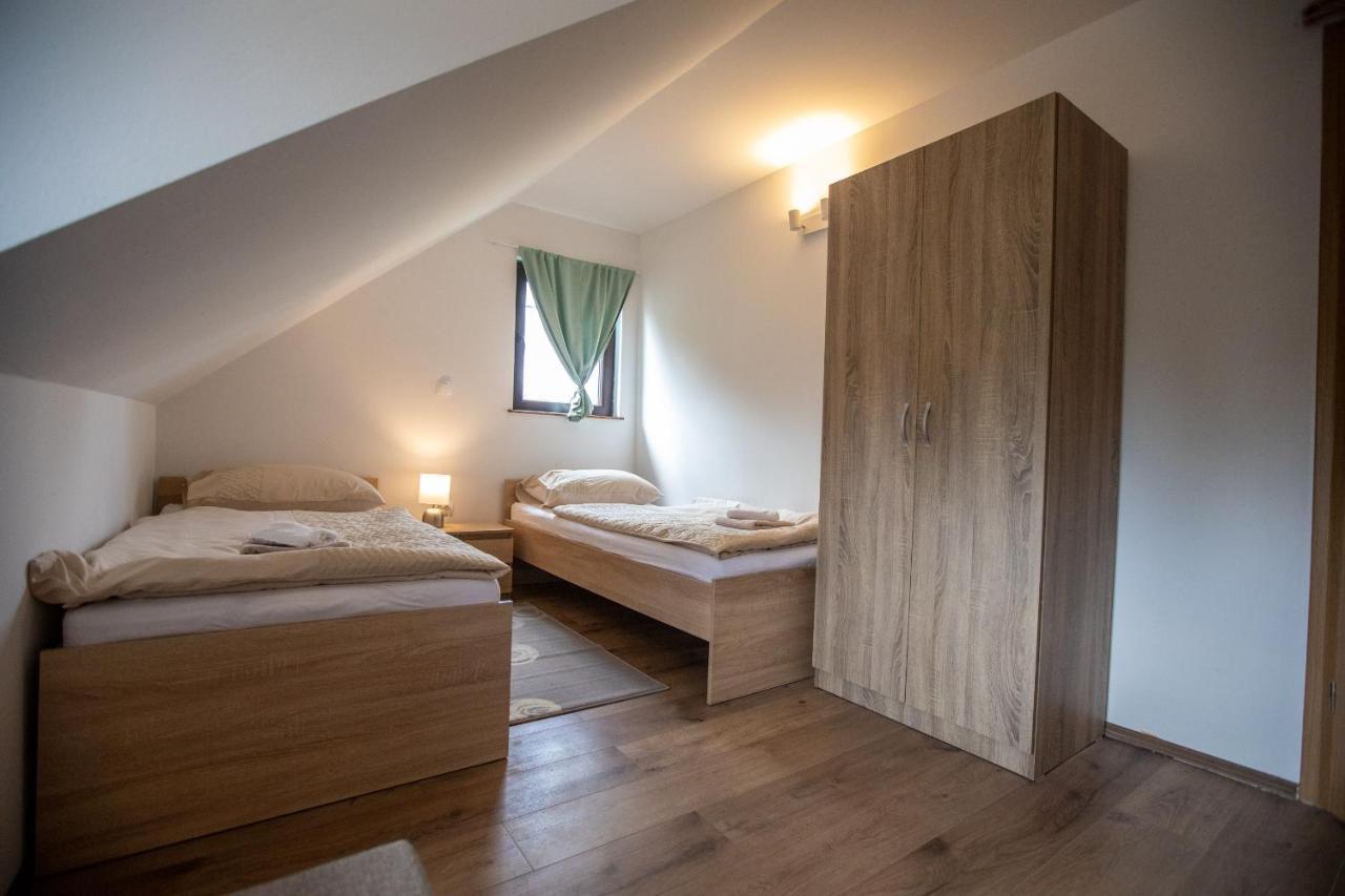 Apartmani Lara Modrus-Kuca Za Odmor Exterior foto