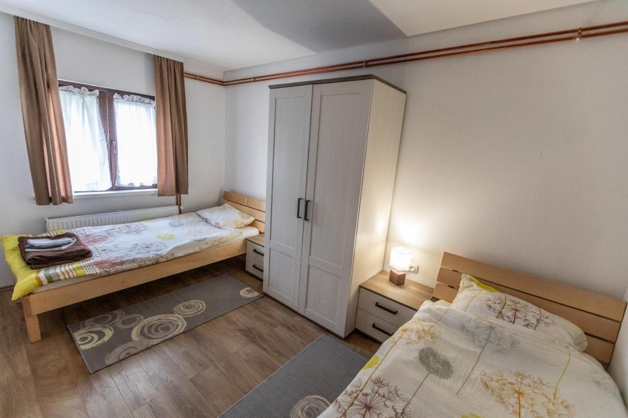 Apartmani Lara Modrus-Kuca Za Odmor Exterior foto